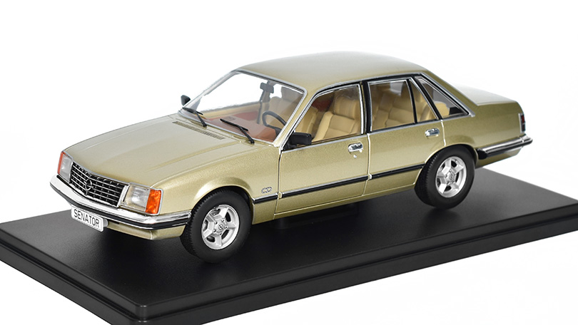 Opel Senator A1 1:24 - WhiteBox 