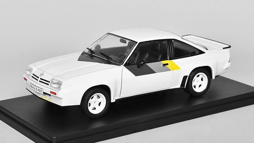 Opel Manta B 400 1981 1:24 - Hachette časopis s modelem