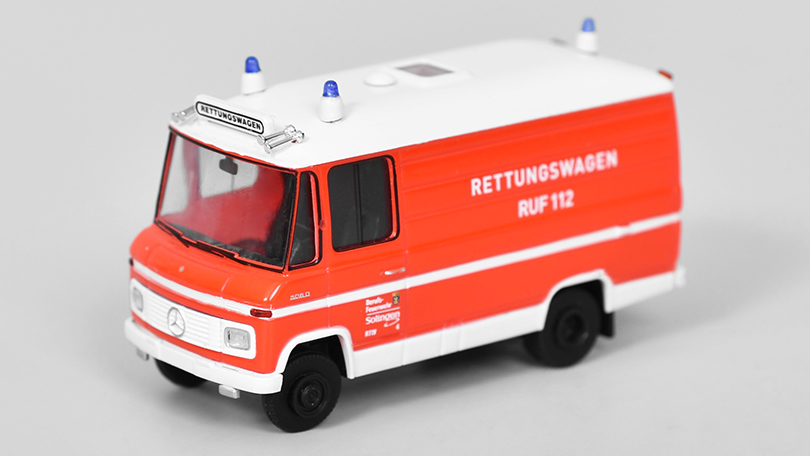 Mercedes L 508 RTW Hasiči Solingen 1:87 - Brekina