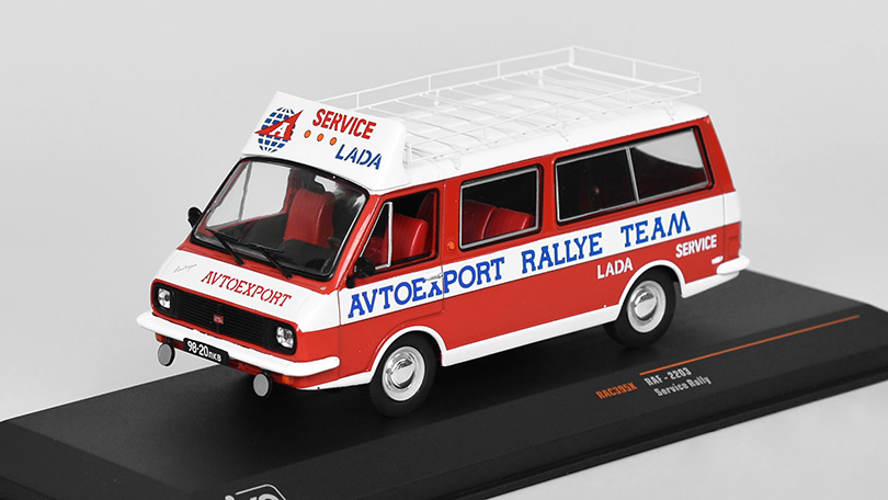 RAF 2203 Service Rally 1:43 - IXO Models 