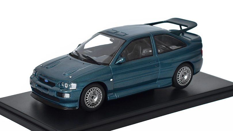 Ford Escort RS Cosworth 1:24 - WhiteBox 