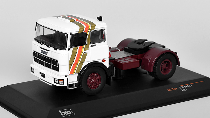 Fiat 619 N1 1980 1:43 - IXO Models