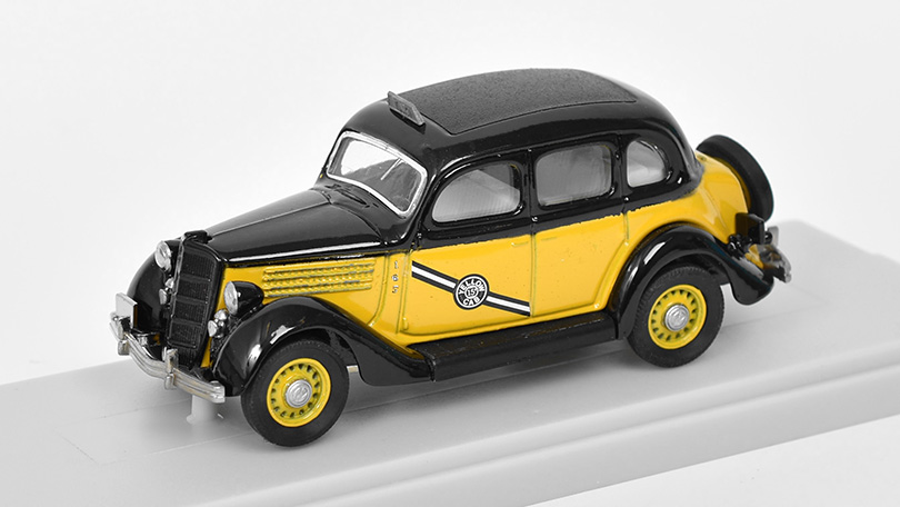 Ford Touring Sedan Yellow Cab 1935 1:43 - REXTOYS