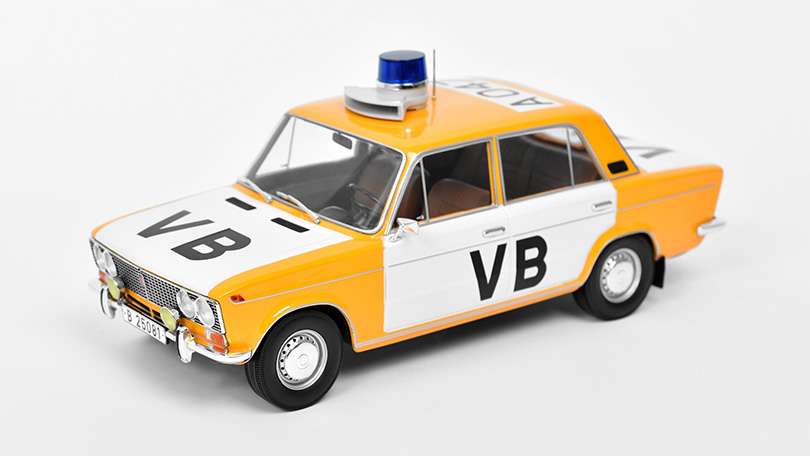 Lada 1500 VAZ-2103 Veřejna Bezpečnost Městska správa SNB Praha 1:18 Model Depo