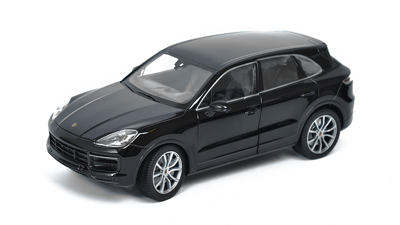 Porsche Cayenne Turbo 1:24 - Welly