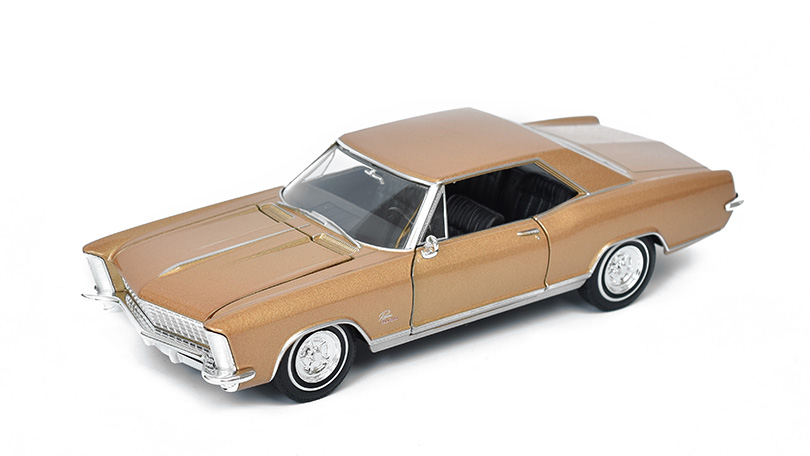 Buick Riviera Gran Sport 1965 1:24 - Welly