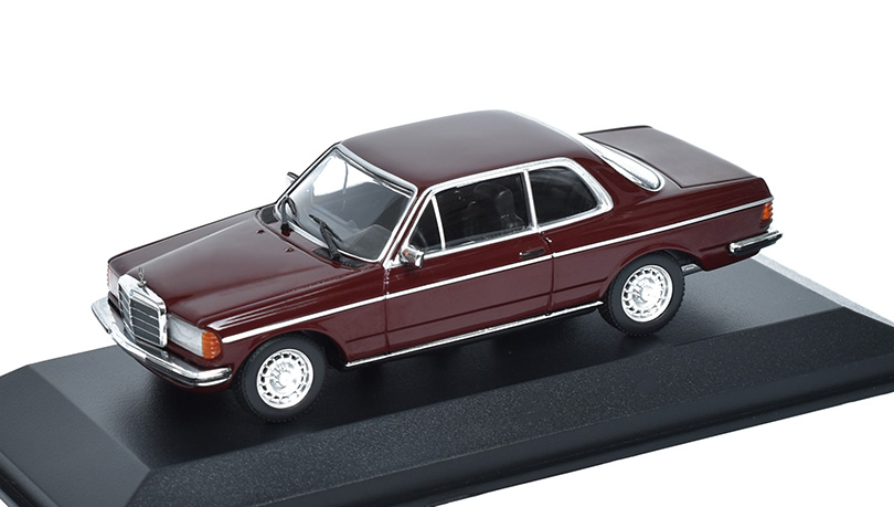 Mercedes-Benz 230CE (W123) 1976 1:43 - Maxichamps 