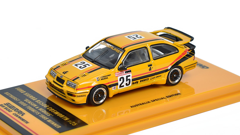 Ford Sierra RS500 Cosworth #25 Benson & Hedges 1988 1:64 - INNO Models