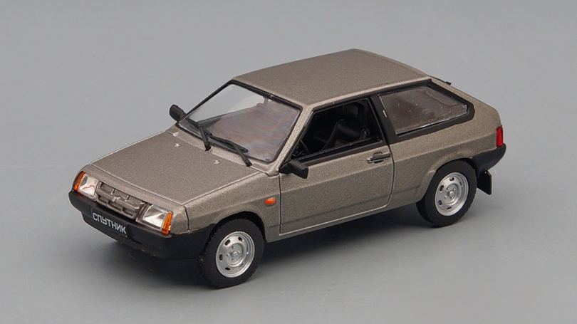 VAZ 2108 Sputnik 1:43 - Autolegendy SSSR časopis s modelem #264