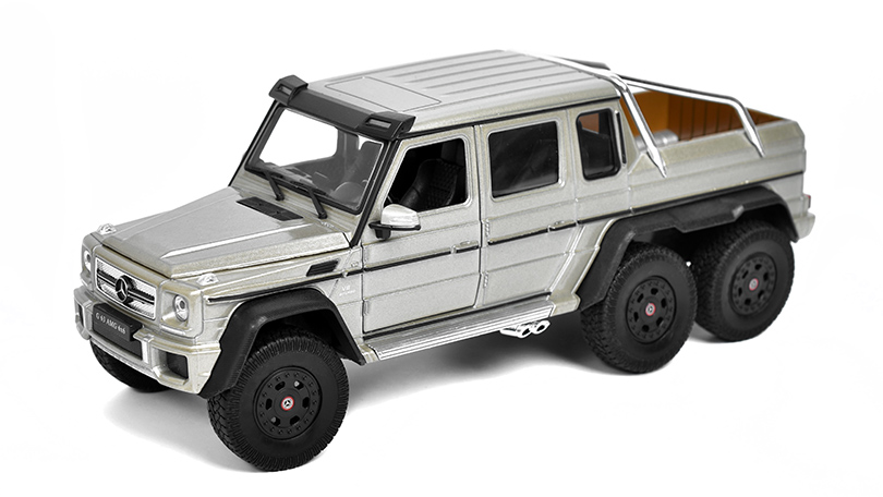 Mercedes-Benz G63 AMG 6x6 1:24 - Welly