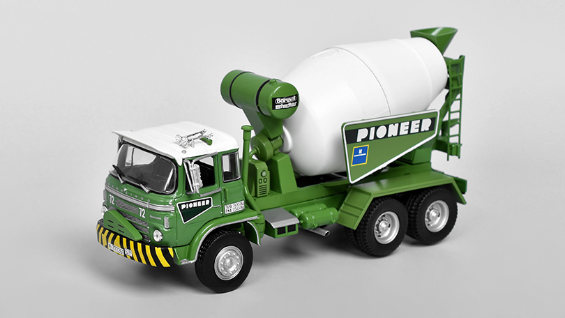 Barreiros Centauro Betoniera Pioneer 1:43 časopis s modelem