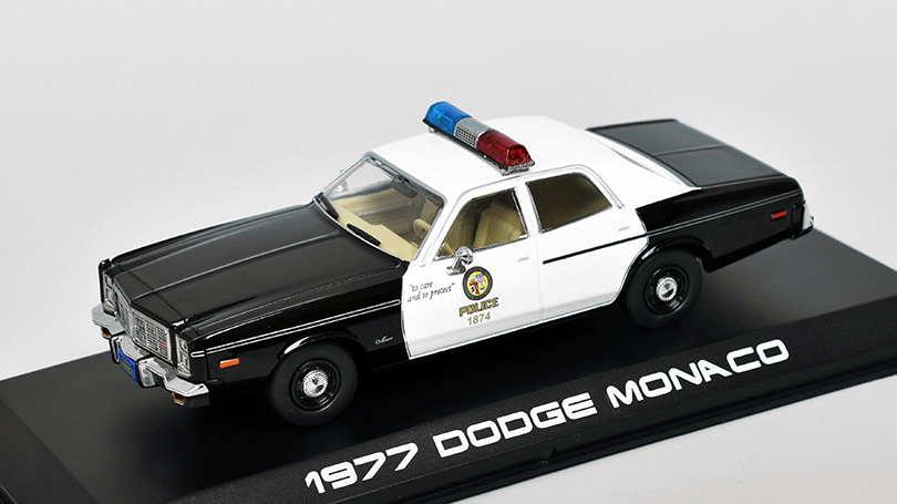 Dodge Monaco Police 1977 Terminator 1 1:43 - GreenLight