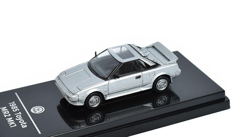 Toyota MR2 MK1 1985 1:64 - PARAGON Models