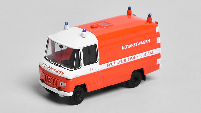 Mercedes L 508 RTW NAW Frankfurt 1:87 - Brekina