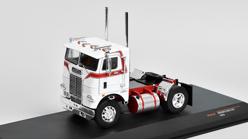 Freightliner COE 1976 1:43 - IXO Models