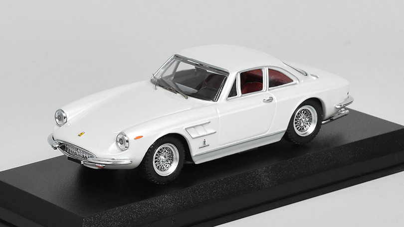 Ferrari 330 GTC 1966 1:43 - Best Model