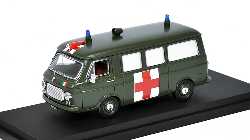 Fiat 238 Vojenská ambulance 1:43 - Rio Models