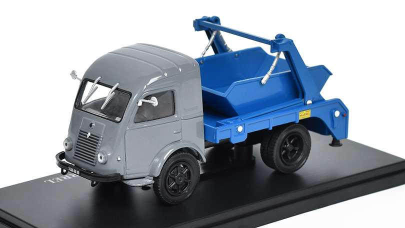 Renault 2,5 Tonnes Multibenne Marrel 1:43 - Hachette časopis s modelem