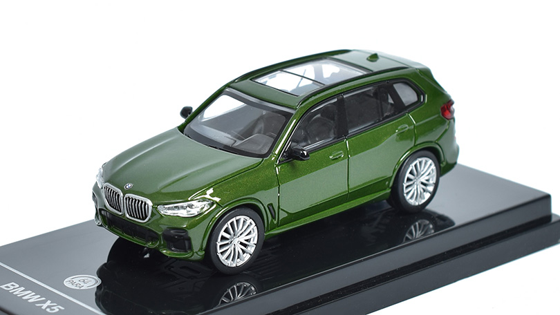 BMW X5 2018 1:64 - PARAGON Models