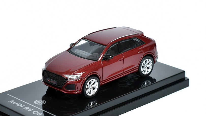 Audi RS Q8 LHD 1:64 - PARAGON Models