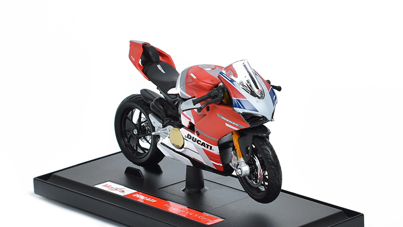 Ducati Panigale V4 S Corse 2020 1:18 - Maisto 