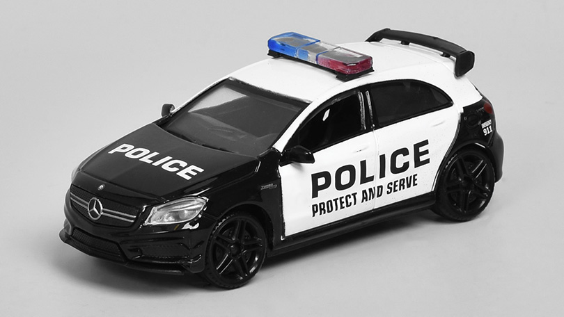 Mercedes-Benz A45 AMG Policie 1:43 - MOTORMAX