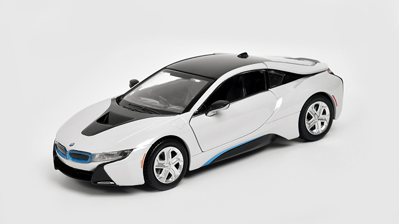 BMW i8 1:24 - MOTORMAX 