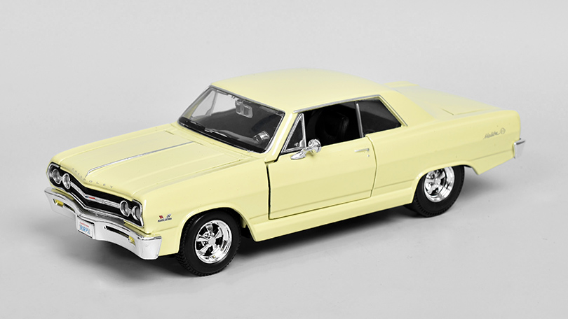 Chevrolet Malibu SS 1965 1:24 - Maisto