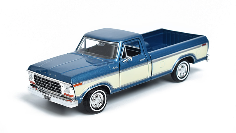 Ford F-150 Custom 1979 1:24 - MOTORMAX 