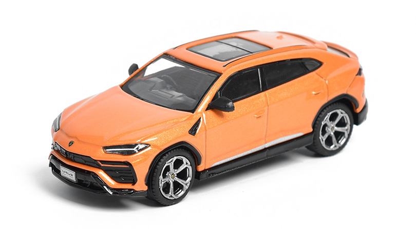 Lamborghini Urus RHD oranžová 1:64 - MiniGT