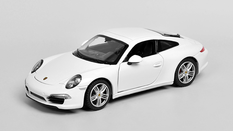 Porsche 911 Carrera S 1:24 - Rastar