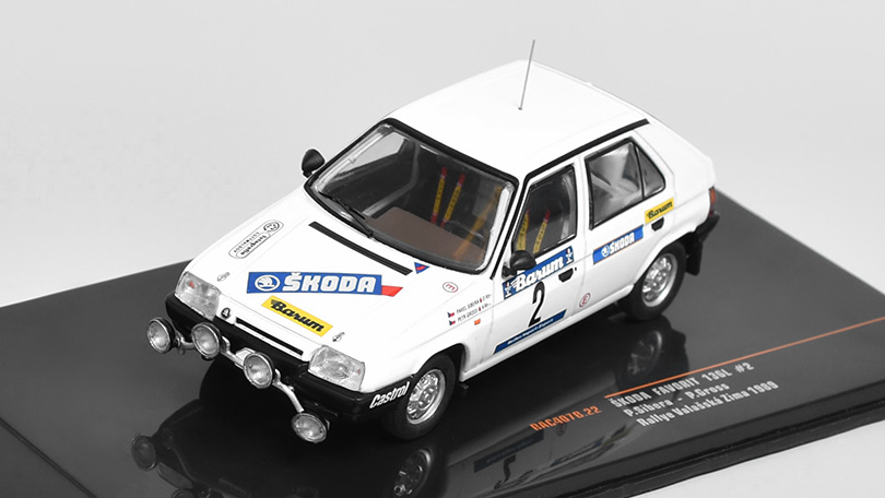 Škoda Favorit 136L #2 Rallye Valašská Zima 1989 Sibera/Gross 1:43 - IXO Models