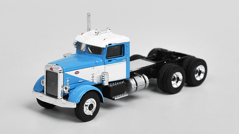 Peterbilt 281 modrý / bílý 1:87 - Brekina