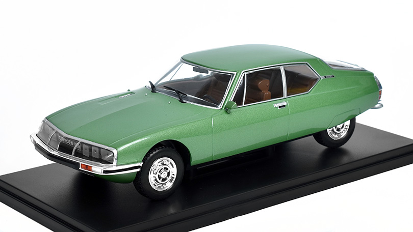 Citroen SM 1:24 - WhiteBox