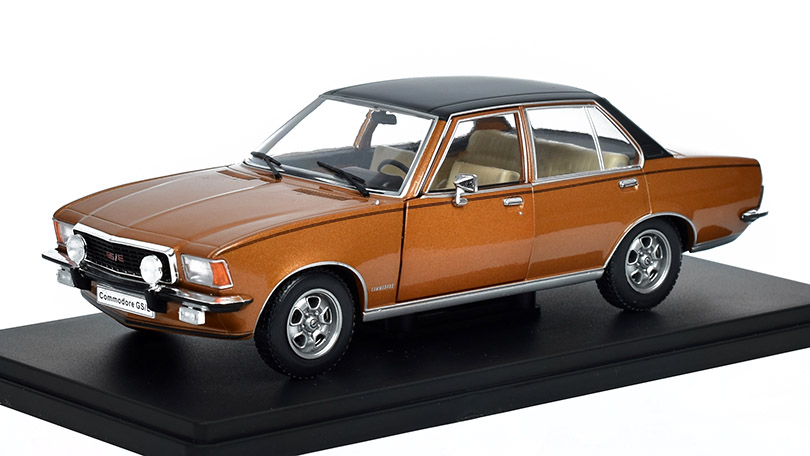 Opel Commodore B GS/E 1972 1:24 - Hachette časopis s modelem