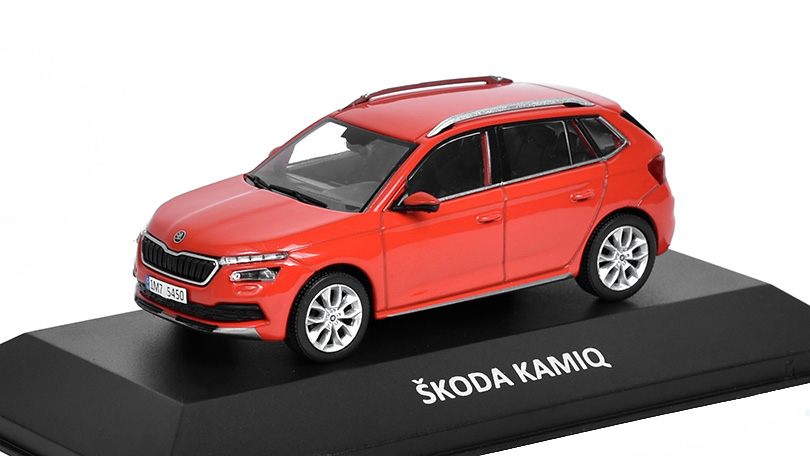 Škoda Kamiq 2019 1:43 Kaleidoskop slavných vozů časopis s modelem #53