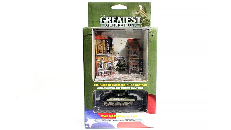 Tank M4A3 Sherman WWII Greatest Generation 2018 + Diorama 1:100 Johnny Lightning