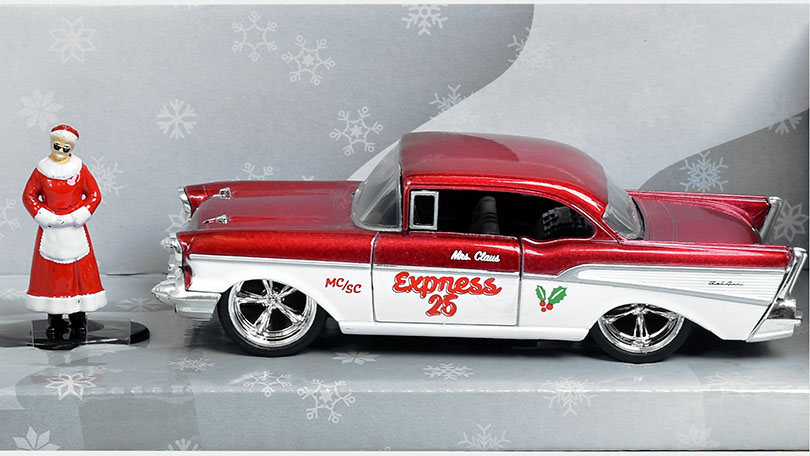 Chevrolet Bel Air 1957 s figurkou Mrs. Santa Claus 1:32 - Jada Toys