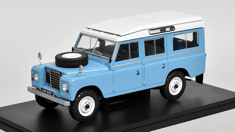 Land Rover Series III 109 1:24 - WhiteBox 