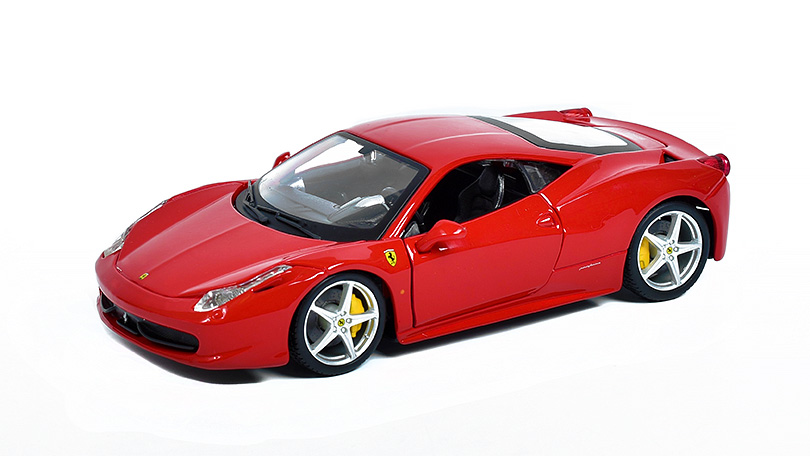 Ferrari 458 Italia 1:24 - Bburago 