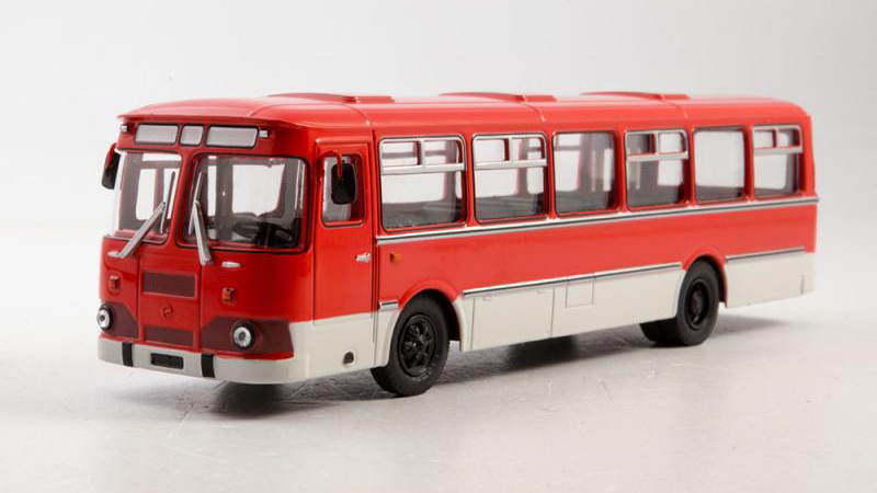 LIAZ-677M 1:43 - Sovetskij avtobus 