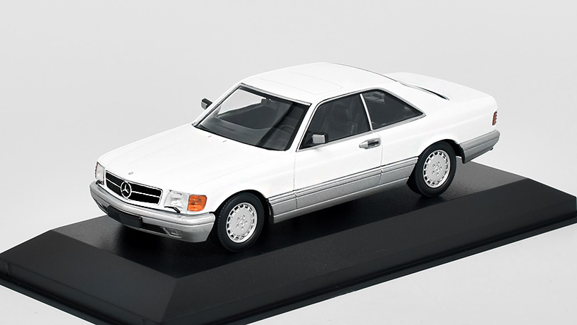 Mercedes-Benz 560SEC C126 S-Class 1986 bílá 1:43 - MAXICHAMPS