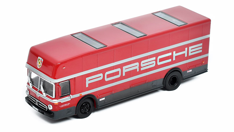 Mercedes-Benz O317 Race Transporter Porsche 1:87 - Schuco