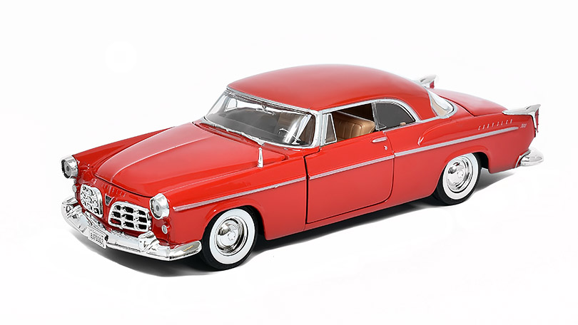 Chrysler 300 C 1:24 - MOTORMAX 