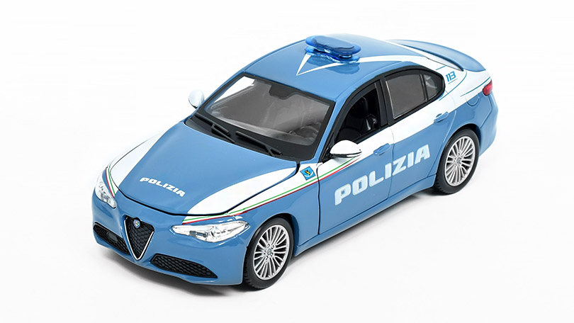 Alfa Romeo Giulia Polizia 2016 1:24 - BBurago