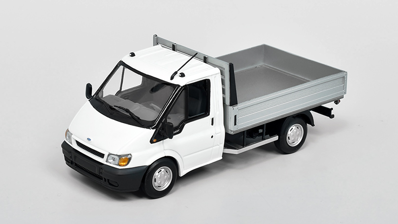 Ford Transit 1:43 - Minichamps