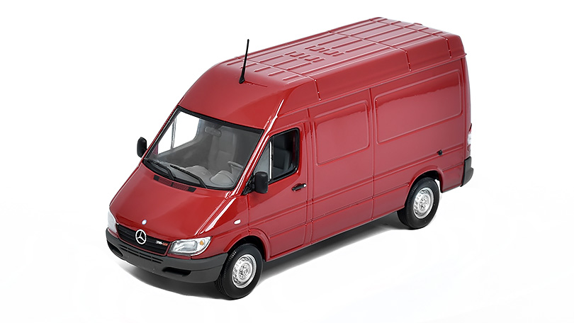 Mercedes-Benz Sprinter Dodavka 1:43 - Minichamps