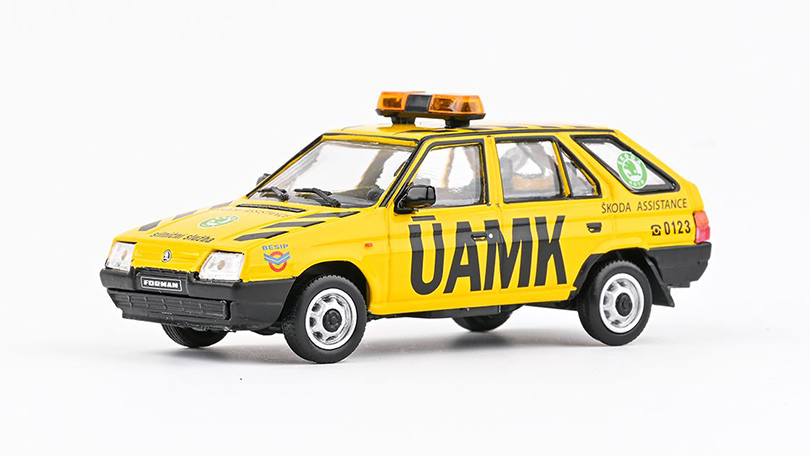 Škoda Forman ÚAMK 1993 s majákem 1:43 - Abrex 