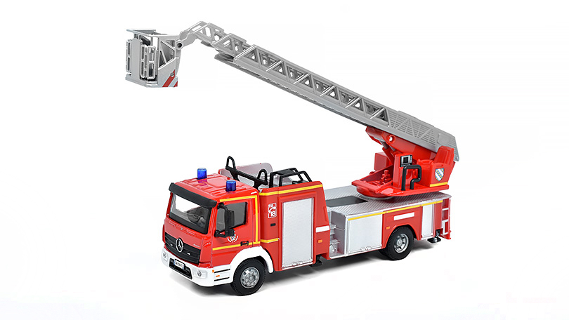 Mercedes Atego 1530F Magirus DLK 23/12 Hasiči - Bburago 1:50