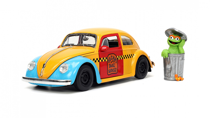 Volkswagen Beetle 1959 s figurkou Oscar the Grouch 1:24 - Jada Toys